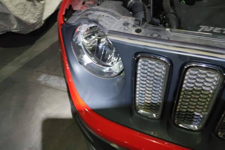 Used Jeep Renegade 2017 180T Automatic High-Energy Version Right Front Headlight