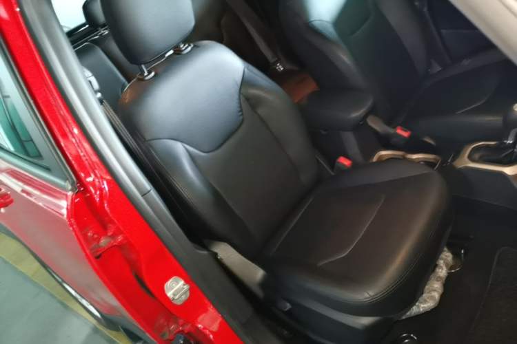 Used Jeep Renegade 2017 180T Automatic Jingneng Edition Right Front Seat