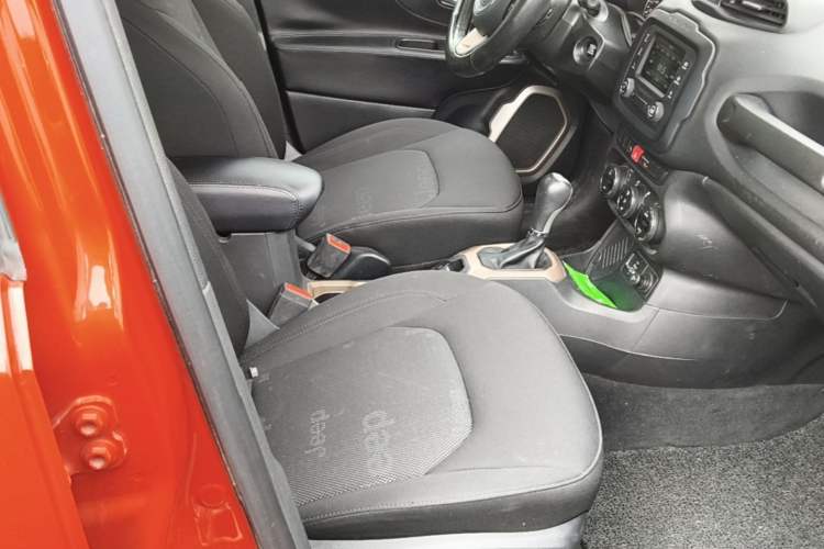 Used Jeep Renegade 2017 180T Automatic Jingneng Edition Right Front Seat
