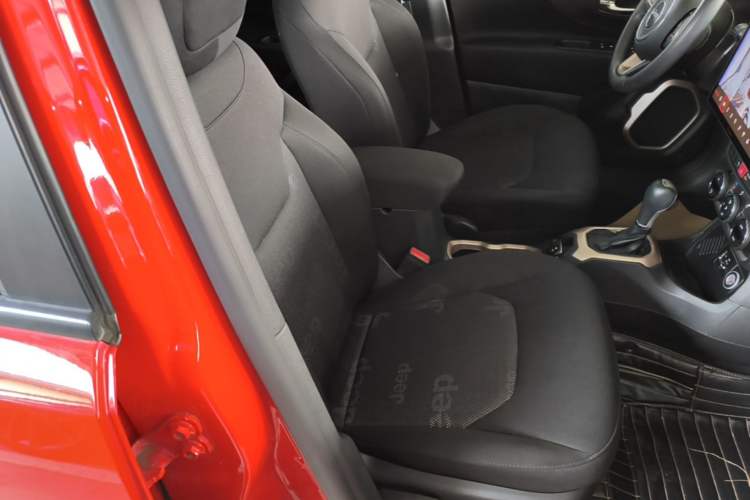 Used Jeep Renegade 2017 180T Automatic Jingneng Edition Right Front Seat