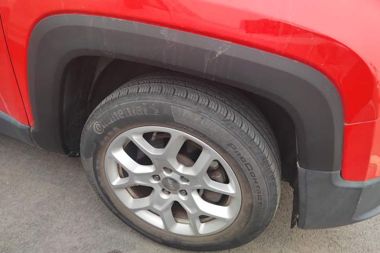 Used Jeep Renegade 2017 180T Automatic Jingneng Edition Right Front Wheel Hub