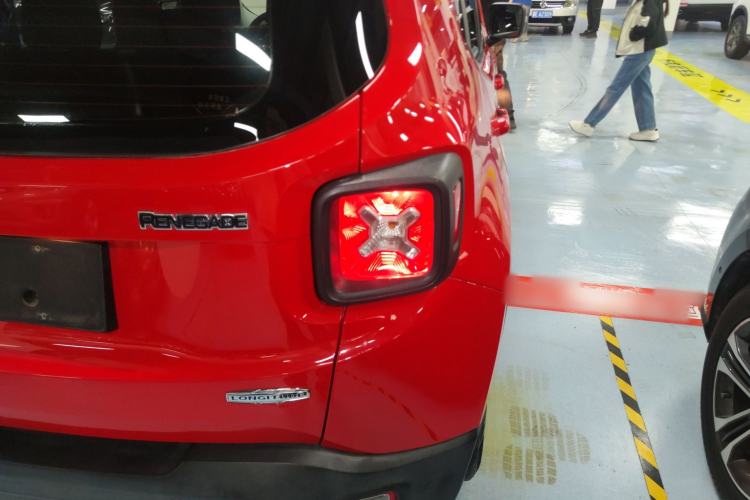 Used Jeep Renegade 2017 180T Automatic High-Energy Version Right Rear Taillight