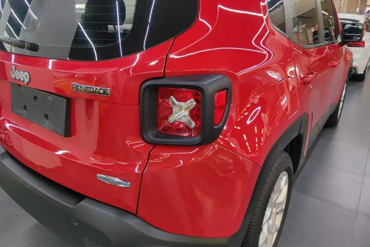 Used Jeep Renegade 2017 180T Automatic High-Energy Version Right Rear Taillight