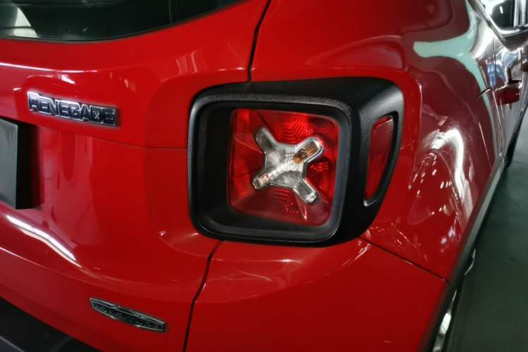 Used Jeep Renegade 2017 180T Automatic Jingneng Edition Right Rear Taillight