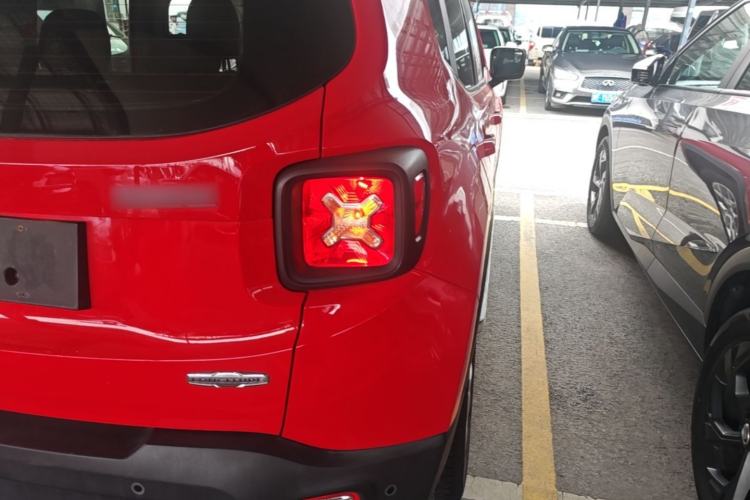 Used Jeep Renegade 2017 180T Automatic High-Energy Version Right Rear Taillight