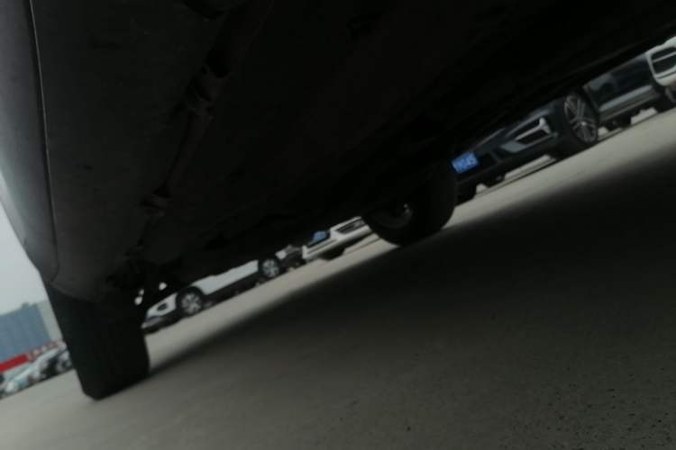 Used Jeep Renegade 2017 180TS Automatic Four-Wheel Drive Superior Edition Right Side Sill