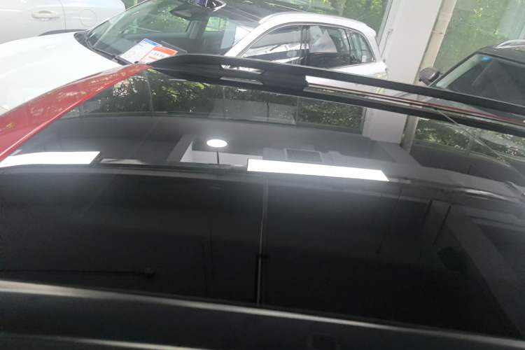 Used Jeep Renegade 2017 180T Automatic High-Energy Version Roof