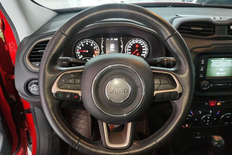 Used Jeep Renegade 2017 180T Automatic Jingneng Edition Steering Wheel