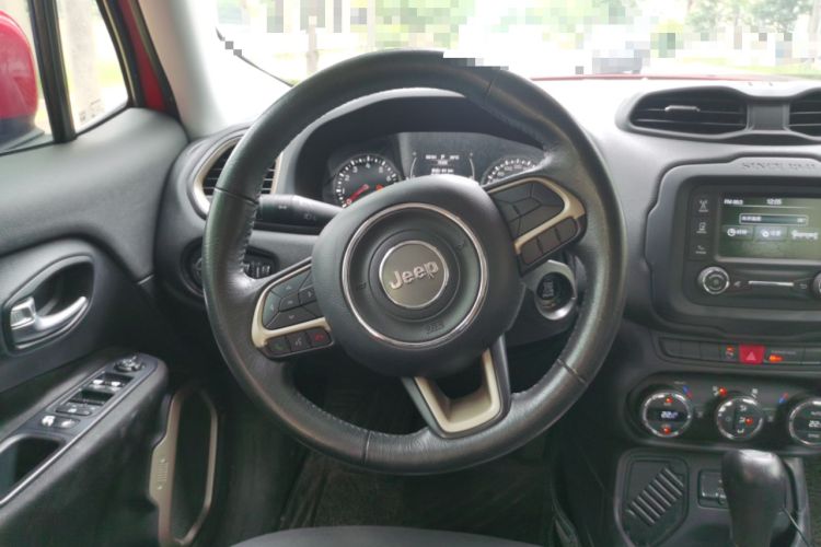 Used Jeep Renegade 2017 180T Automatic Jingneng Edition Steering Wheel
