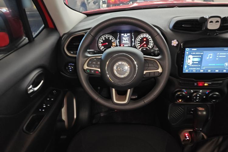Used Jeep Renegade 2017 180T Automatic Jingneng Edition Steering Wheel