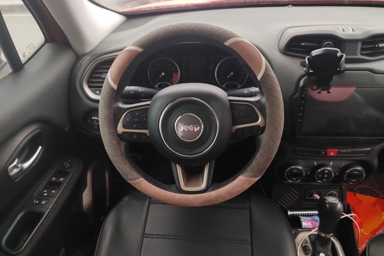Used Jeep Renegade 2017 180T Automatic Jingneng Edition Steering Wheel