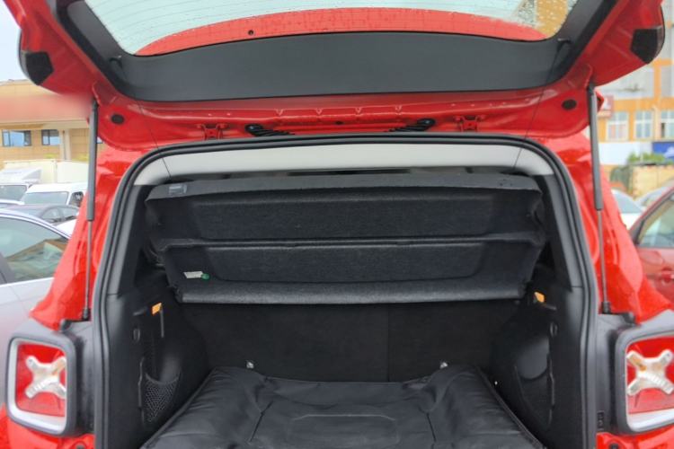Used Jeep Renegade 2017 180T Automatic Smart Convertible Edition Trunk