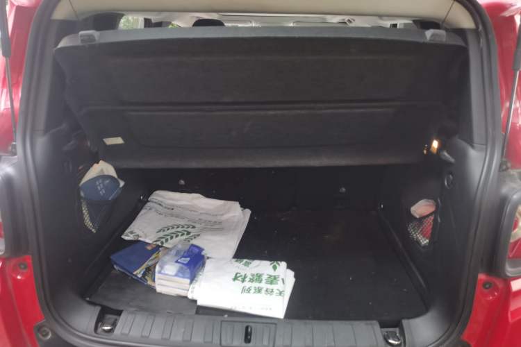 Used Jeep Renegade 2017 180T Automatic Jingneng Edition Trunk