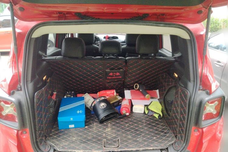 Used Jeep Renegade 2017 180T Automatic Jingneng Edition Trunk