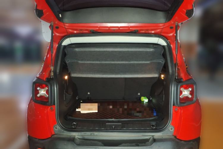 Used Jeep Renegade 2017 180T Manual Kinetic Edition Trunk