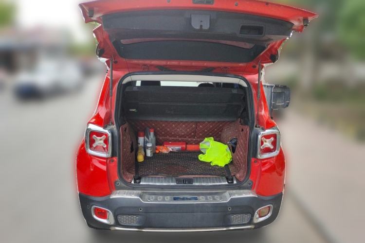 Used Jeep Renegade 2017 180TS Automatic Four-Wheel Drive Yue Neng Convertible Edition Trunk