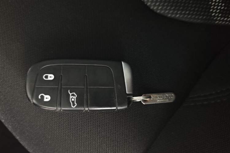 Used Jeep Renegade 2017 180T Automatic Jingneng Edition Vehicle Key