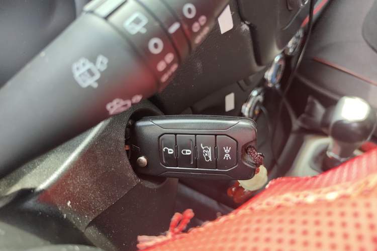 Used Jeep Renegade 2017 180T Automatic High-Energy Version Vehicle Key