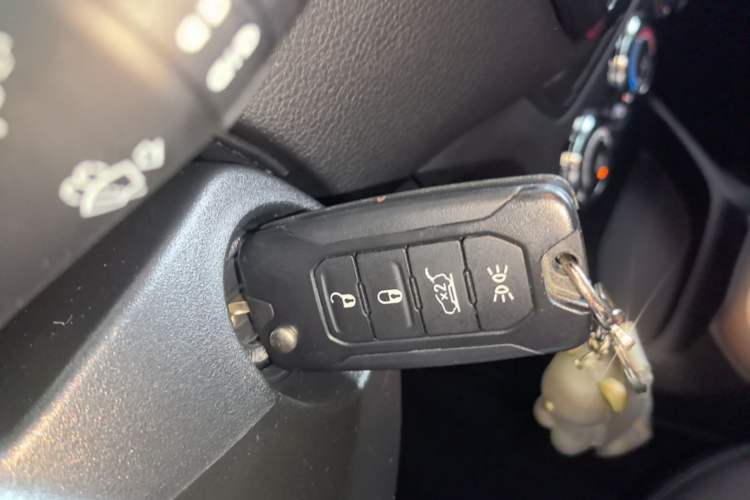 Used Jeep Renegade 2017 180T Automatic High-Energy Version Vehicle Key