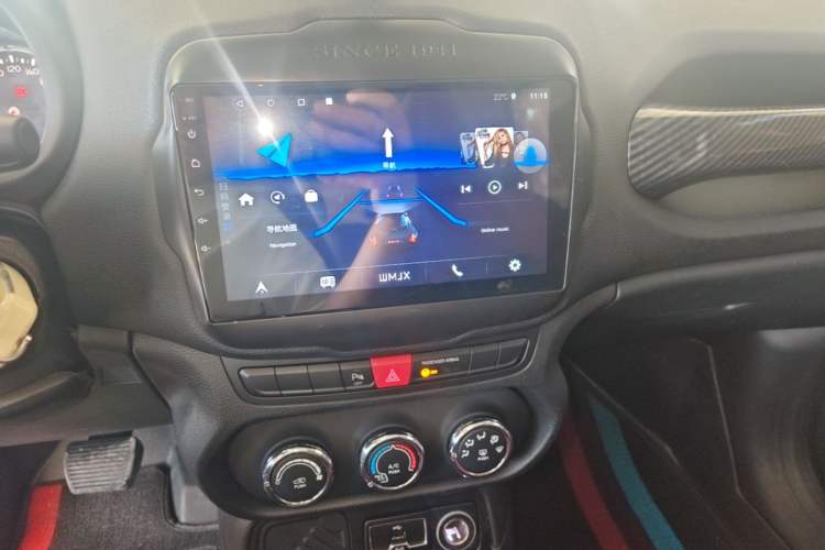 Used Jeep Renegade 2017 180T Automatic High-Energy Version Audio And AC Panel