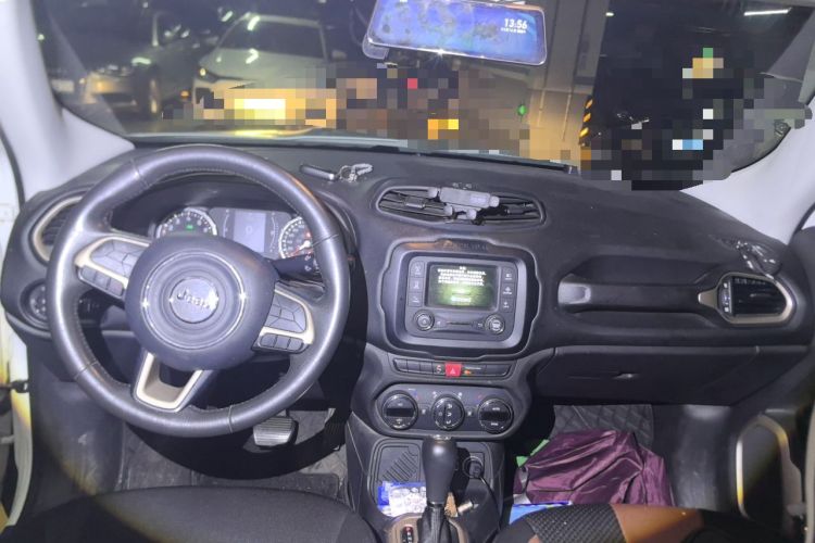 Used Jeep Renegade 2017 180T Automatic Jingneng Edition Center Console