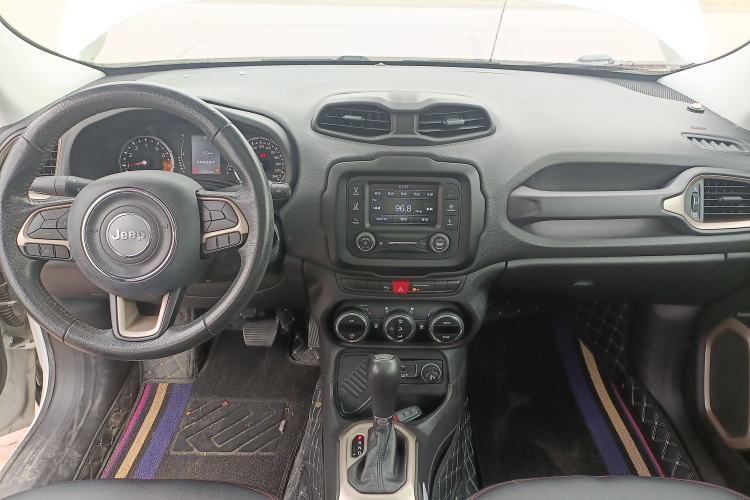 Used Jeep Renegade 2017 180T Automatic Jingneng Edition Center Console