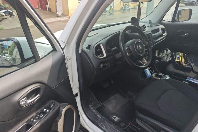 Used Jeep Renegade 2017 180T Automatic Jingneng Edition Driver Seat