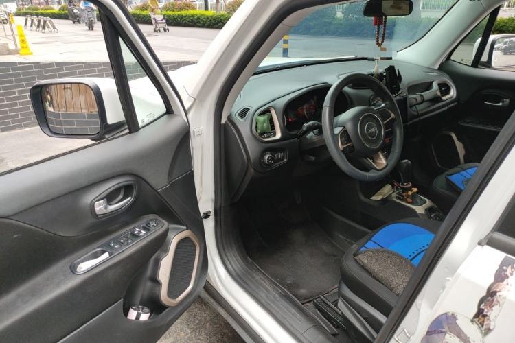 Used Jeep Renegade 2017 180T Automatic High-Energy Version Driver Seat