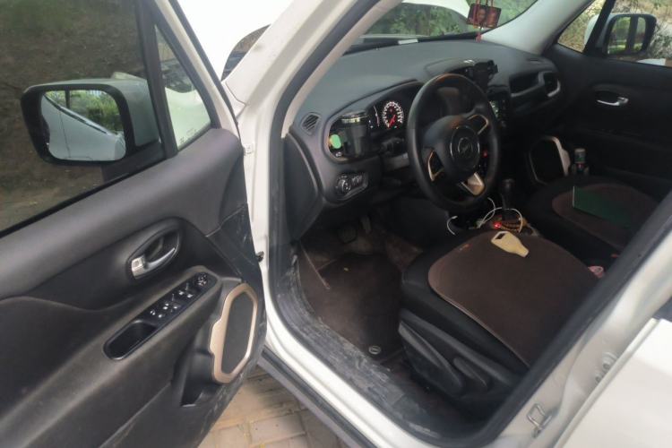 Used Jeep Renegade 2017 180T Automatic Jingneng Edition Driver Seat