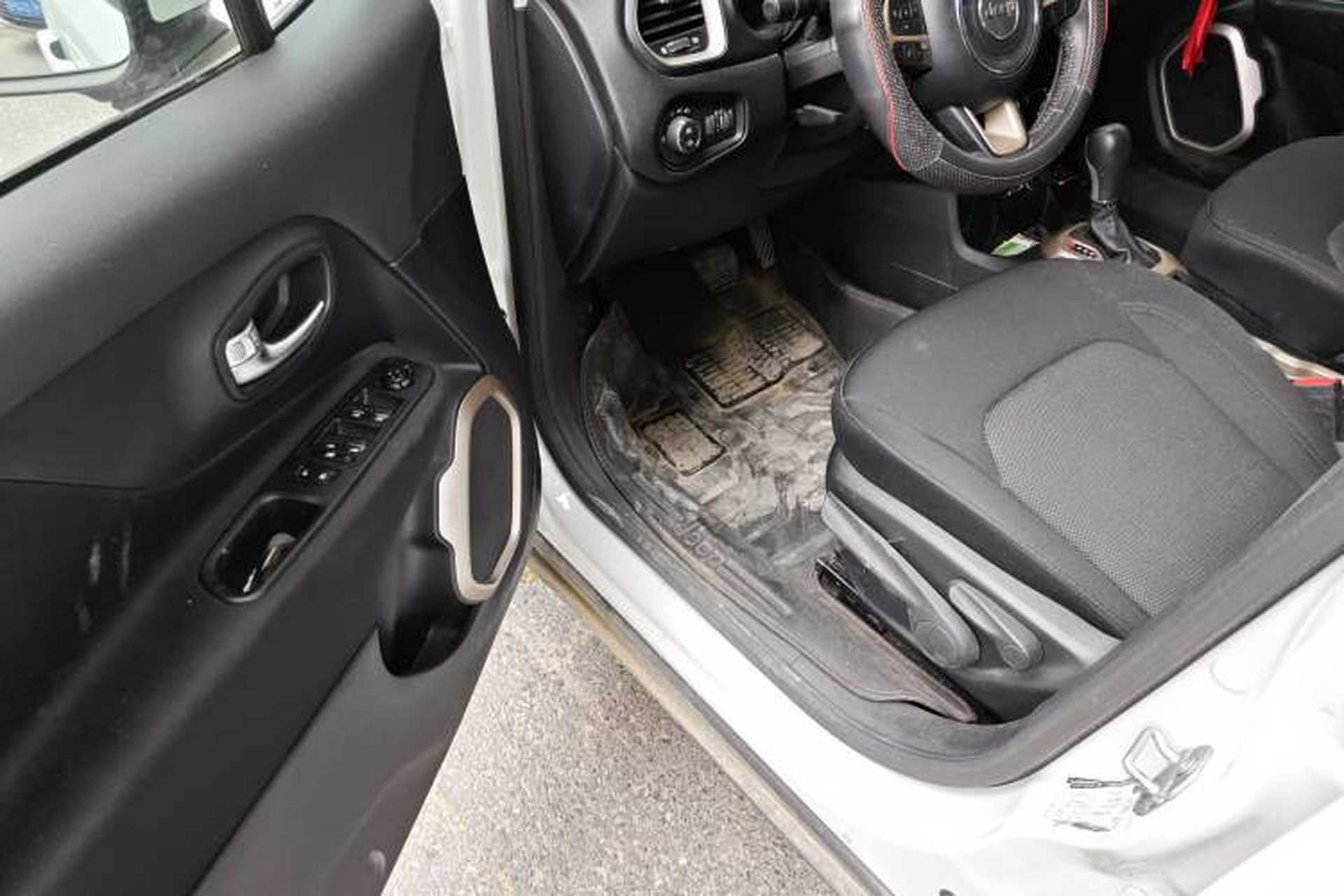 Used Jeep Renegade 2017 180T Automatic Jingneng Edition Driver Seat