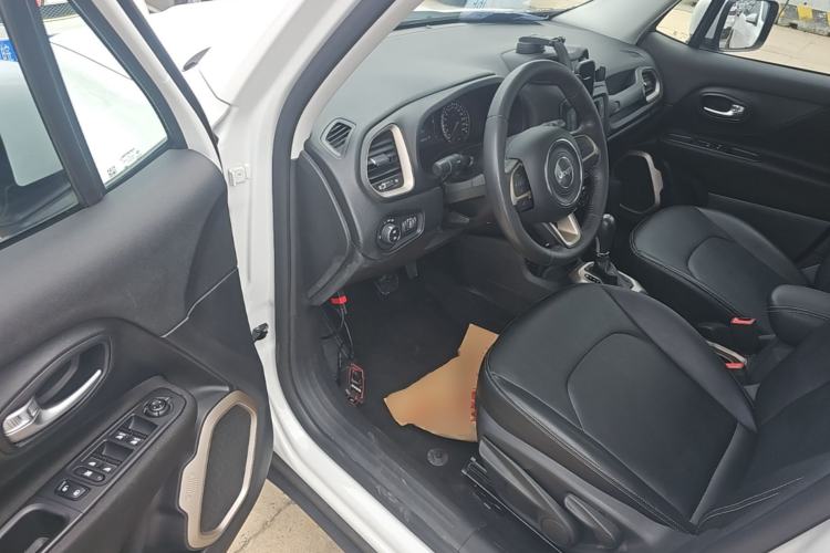 Used Jeep Renegade 2017 180T Automatic Jingneng Edition Driver Seat