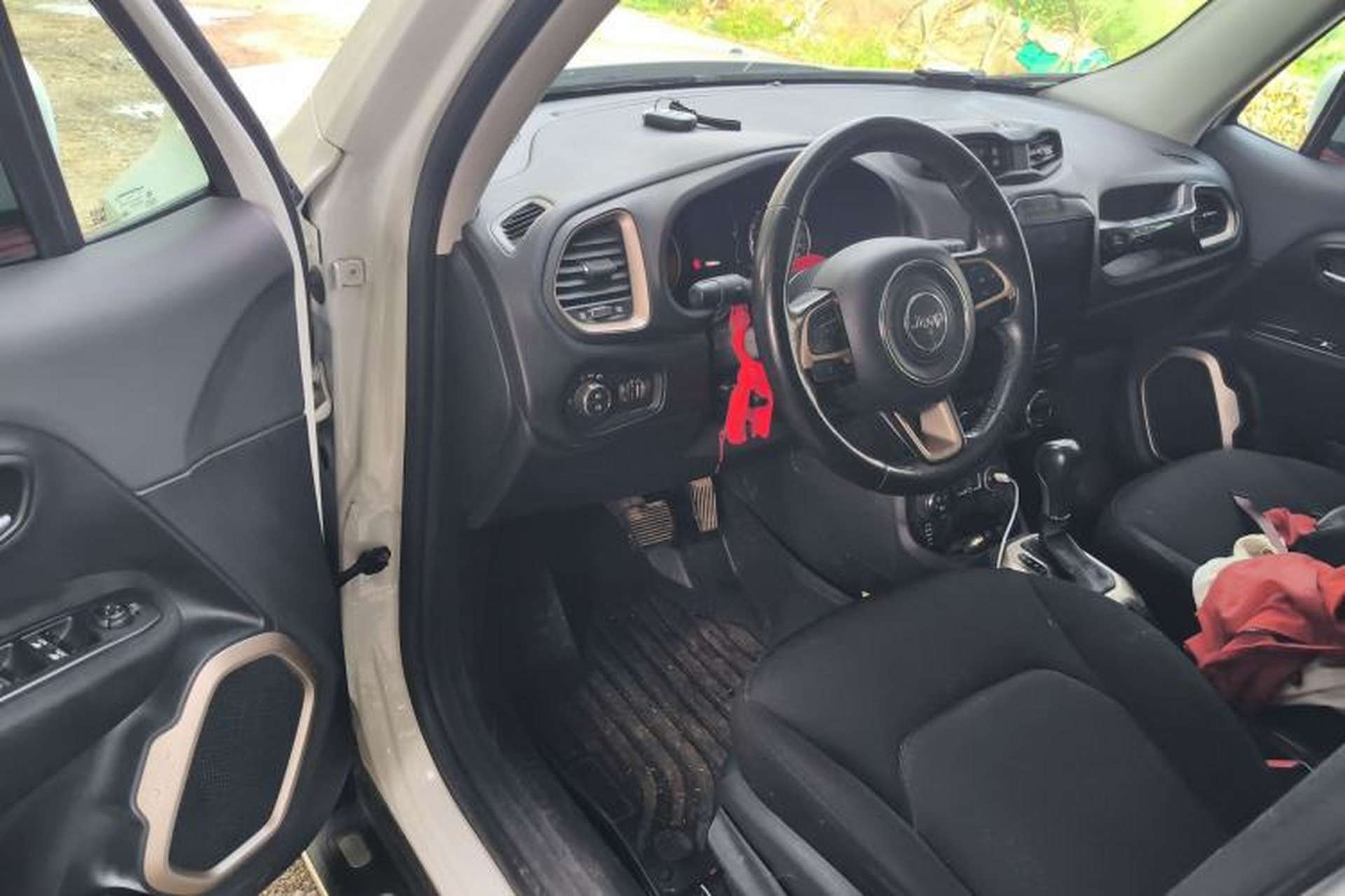 Used Jeep Renegade 2017 180TS Automatic Four-Wheel Drive Superior Edition Driver Seat