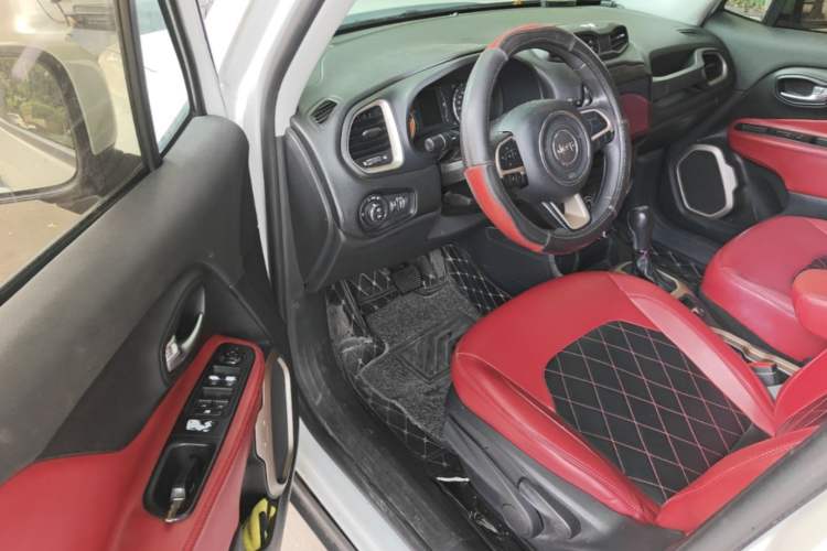 Used Jeep Renegade 2017 180T Automatic High-Energy Version Driver Seat