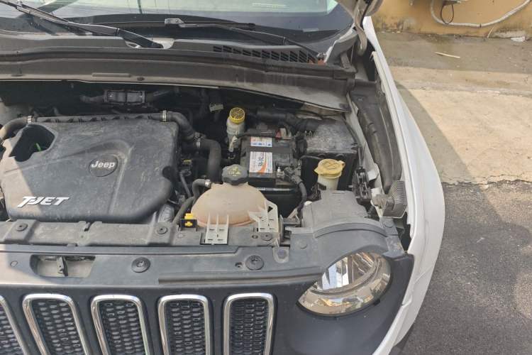 Used Jeep Renegade 2017 180T Automatic Jingneng Edition Engine Bay Left