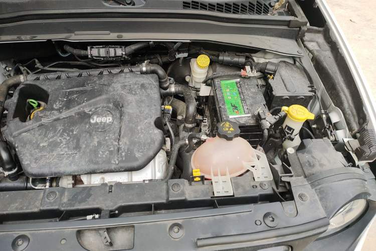 Used Jeep Renegade 2017 180T Automatic Jingneng Edition Engine Bay Left