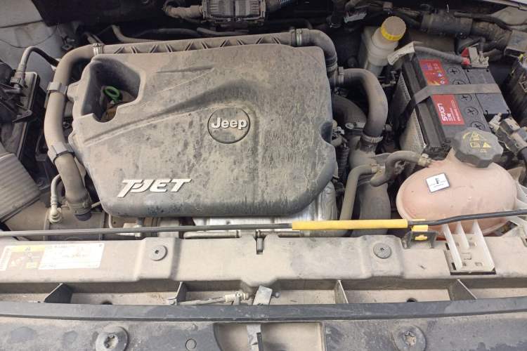 Used Jeep Renegade 2017 180T Automatic High-Energy Version Engine Bay