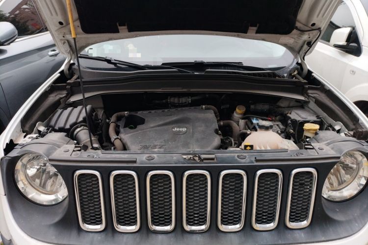 Used Jeep Renegade 2017 180T Automatic Jingneng Edition Engine Bay