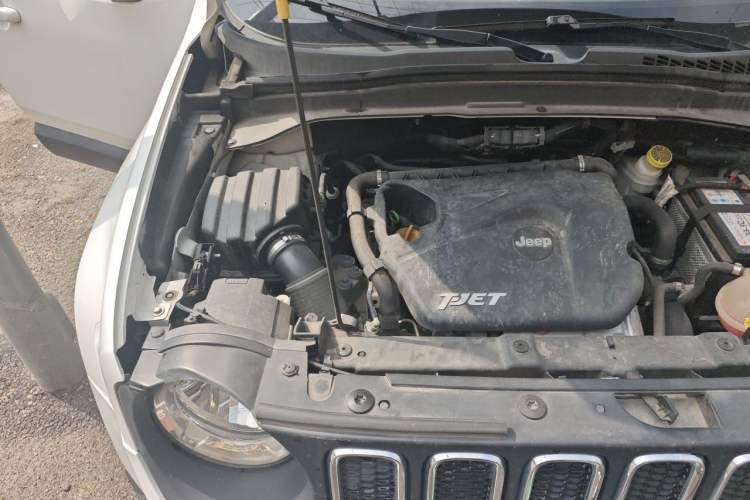 Used Jeep Renegade 2017 180T Automatic Jingneng Edition Engine Bay Right