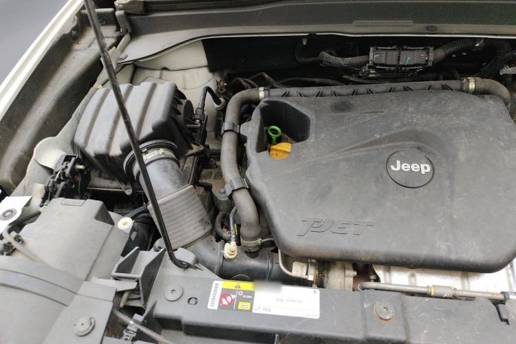 Used Jeep Renegade 2017 180T Automatic High-Energy Version Engine Bay Right