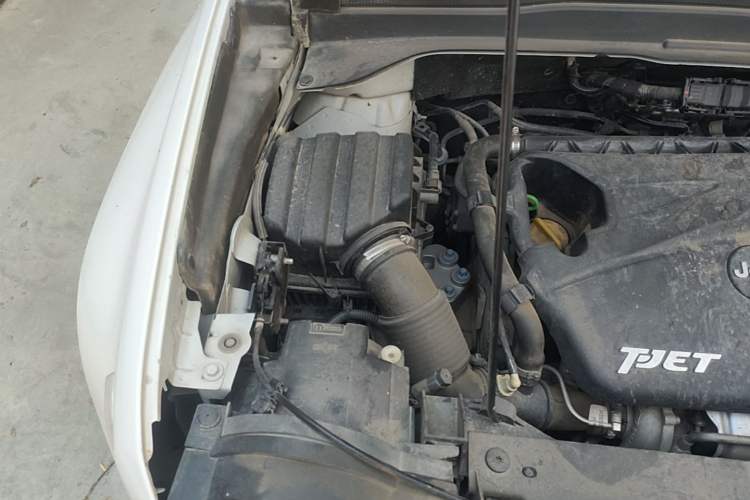 Used Jeep Renegade 2017 180T Automatic Jingneng Edition Engine Bay Right