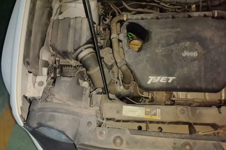 Used Jeep Renegade 2017 180T Automatic High-Energy Version Engine Bay Right