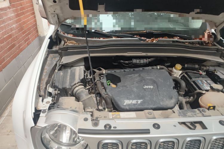 Used Jeep Renegade 2017 180T Automatic Smart Version Engine Bay Right