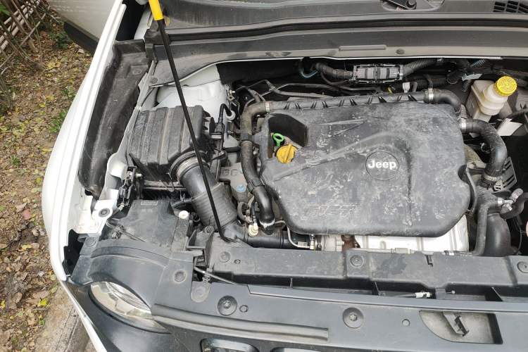 Used Jeep Renegade 2017 180T Automatic Jingneng Edition Engine Bay Right