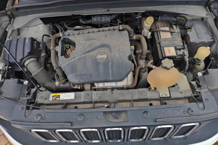 Used Jeep Renegade 2017 180T Automatic High-Energy Version Engine Bay