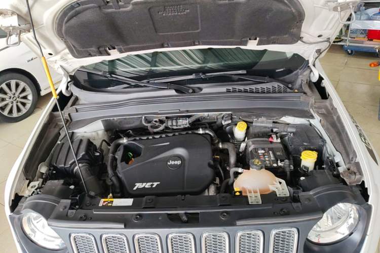 Used Jeep Renegade 2017 180T Automatic Kinetic Edition+ Engine Bay