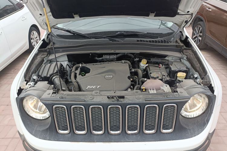 Used Jeep Renegade 2017 180T Automatic Jingneng Edition Engine Bay