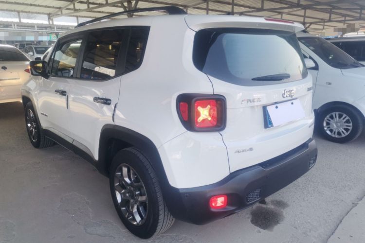 Used Jeep Renegade 2017 180T Automatic Kinetic Edition+ Exterior 3