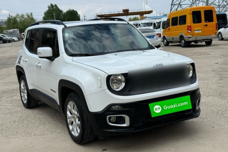 Used Jeep Renegade 2017 180T Automatic High-Energy Version Exterior 5