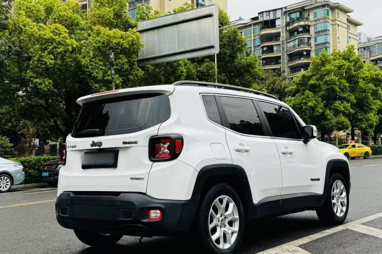 Used Jeep Renegade 2017 180T Automatic Jingneng Edition Exterior 6