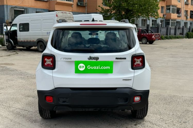 Used Jeep Renegade 2017 180T Automatic High-Energy Version Exterior 7